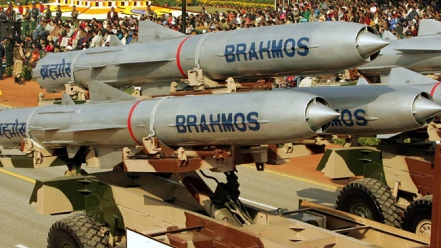 Philippines mua hệ thống tên lửa chống hạm từ Ấn Độ trị giá 375 triệu USD